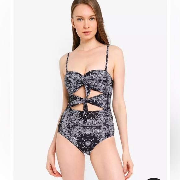 Black White Paisley Bandana Print Monokini One Piece Bathing Suit size L small - Picture 3 of 17